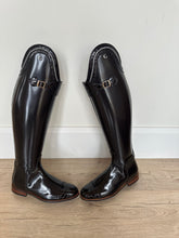 Load image into Gallery viewer, Gallors boot order