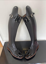 Load image into Gallery viewer, Petrie Athene boot order