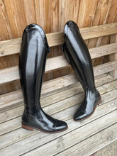 Load image into Gallery viewer, Gallors in stock boot
