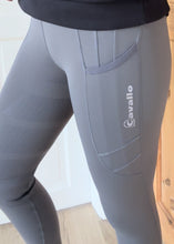 Load image into Gallery viewer, Half price Cavallo riding leggings
