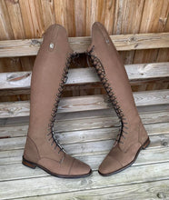 Load image into Gallery viewer, CAVALLO HALF PRICE BOOT SALE !! UK 4
