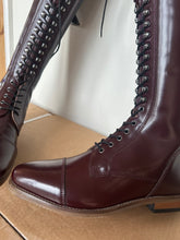 Load image into Gallery viewer, IR Lace  riding boots - Bordeaux
