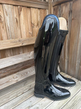 Load image into Gallery viewer, Chester boots in stock - black patent
