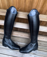 Load image into Gallery viewer, EX DEMO SALE  petrie riding boots.
