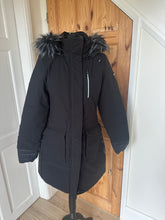 Load image into Gallery viewer, Cavallo winter coat - Black

