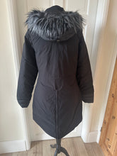 Load image into Gallery viewer, Cavallo winter coat - Black
