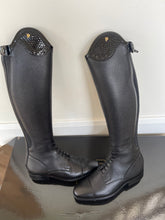 Load image into Gallery viewer, SALE Petrie Luca boots - Black
